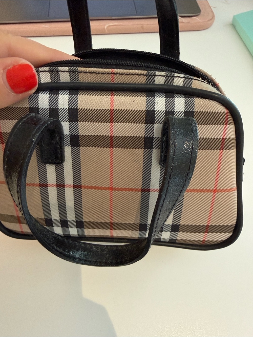 Burberry Mini Top-Handle Bag in Beige and Black Black - Picture 4 of 5
